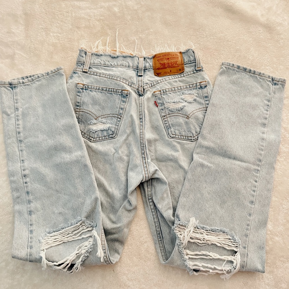 LAST CALL MAKE AN OFFER! Hand Distressed Vintage Levi 560s